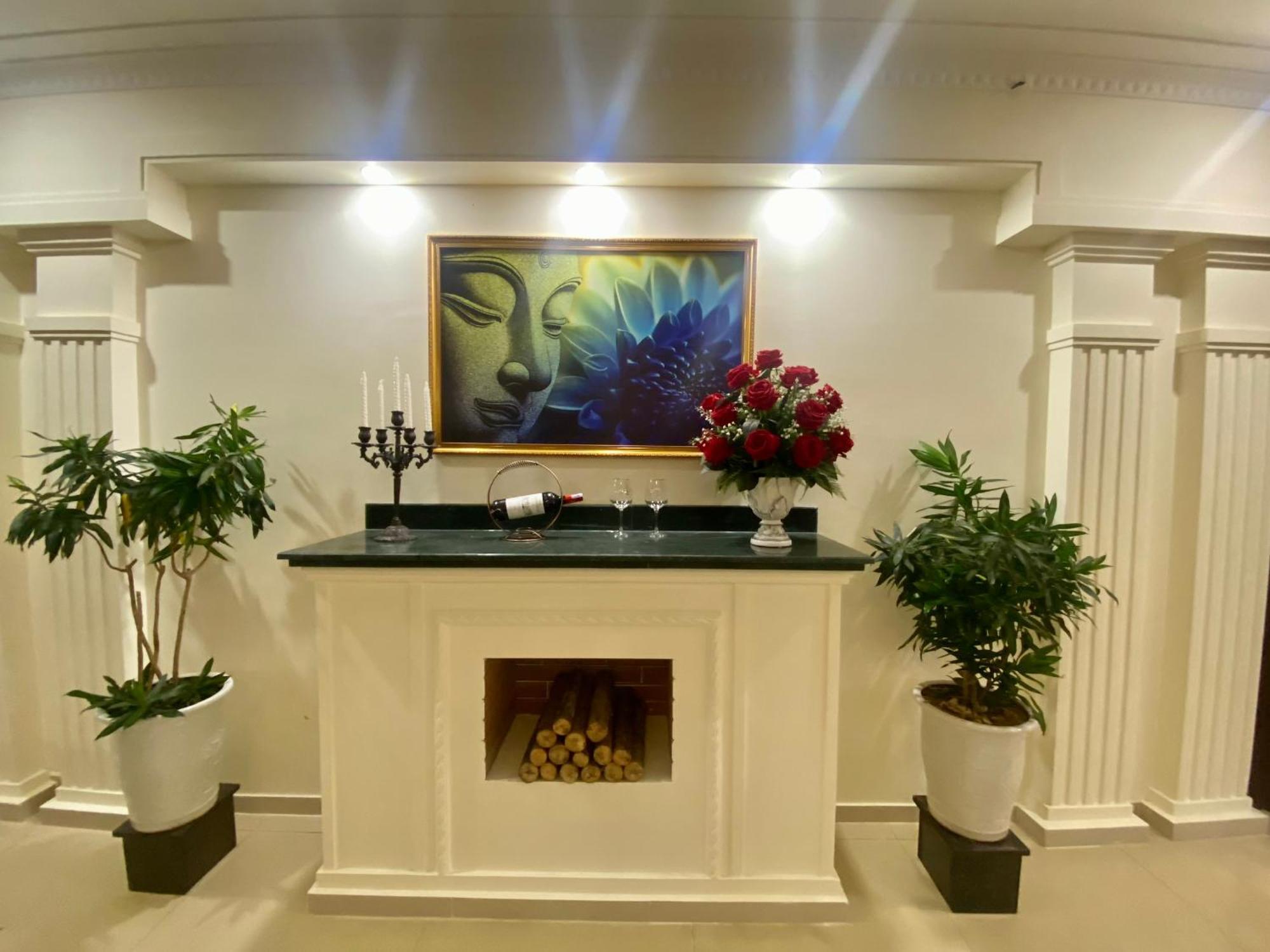 Le Centre Pleiku Hotel Экстерьер фото